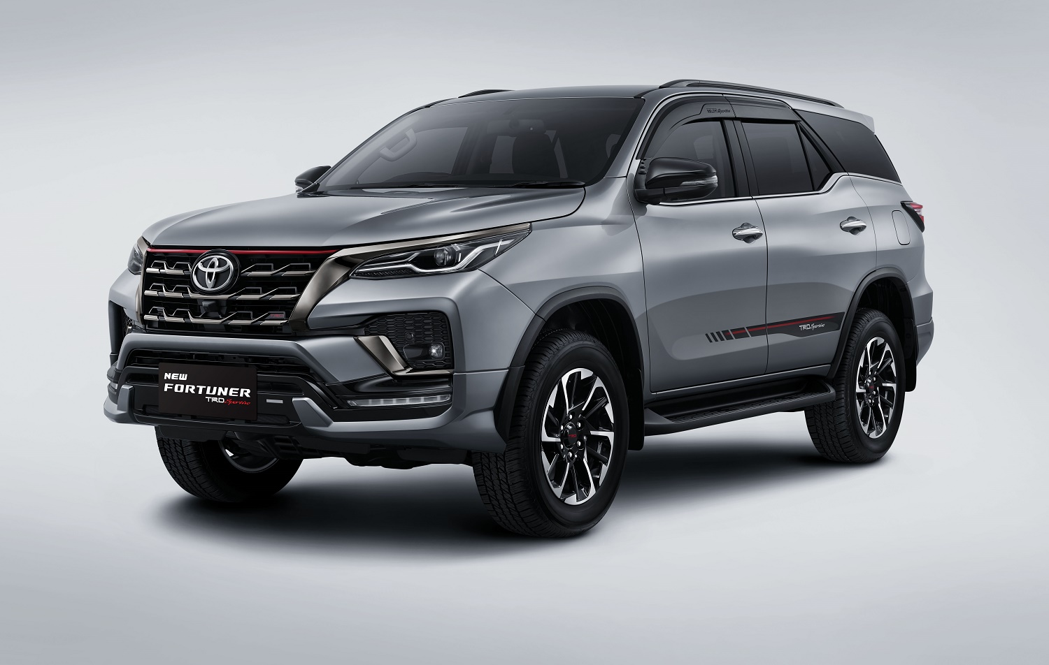 New fortuner 5